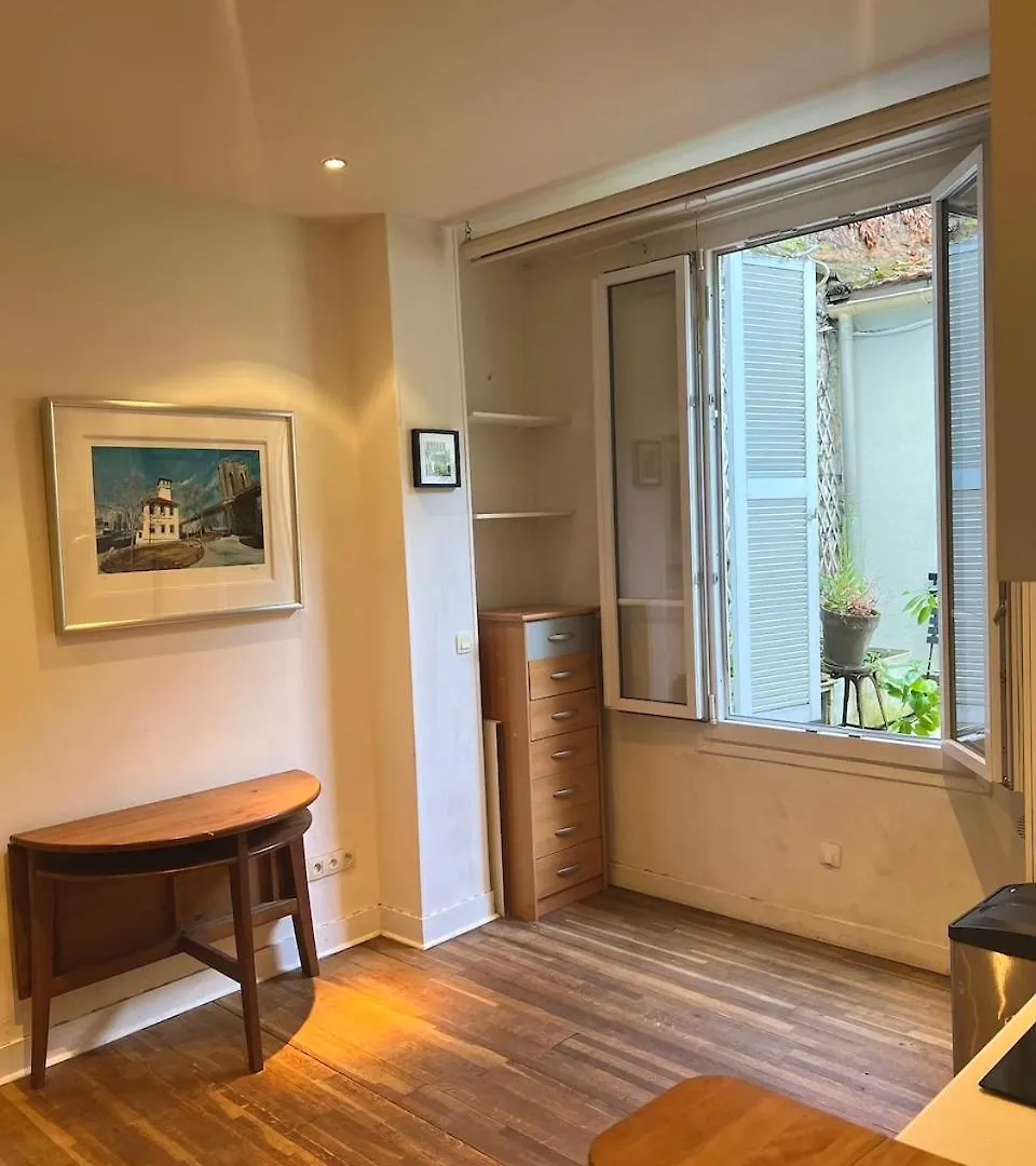 Charming Montmartre 파리